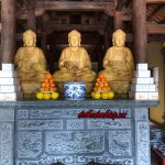 Bộ tượng Tam Thế Phật được thỉnh về chùa Linh Ứng bởi Đồ Thờ Đức Hiệp